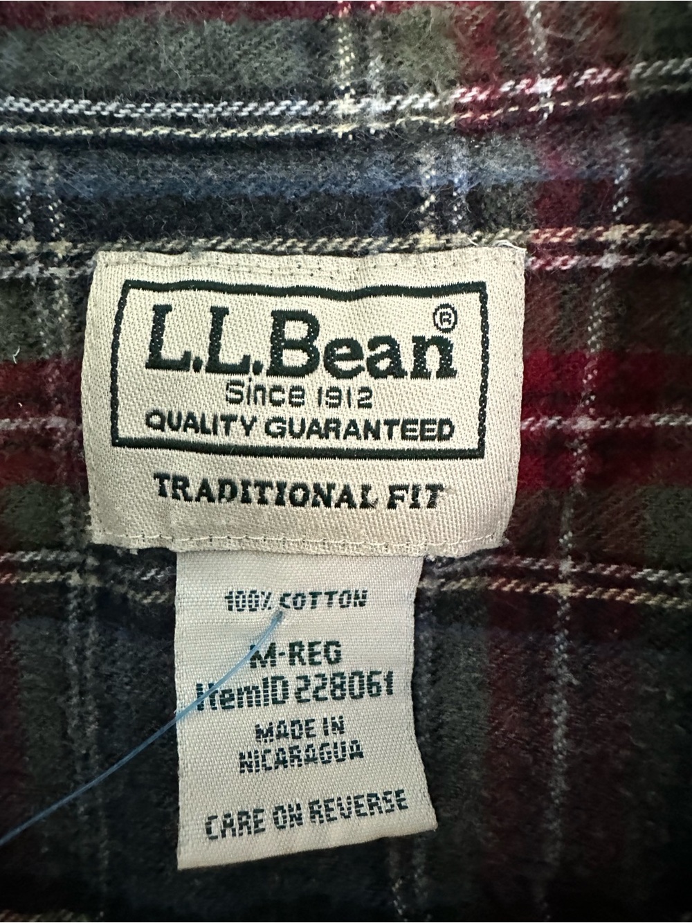 LL Bean Scotch Plaid Flannel Button Shirt Traditional Fit Medium Grey Stewart - Picture 2 of 4